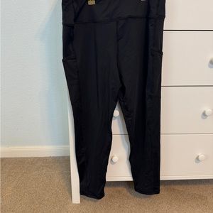 Flextek Black High-Waisted Leggings
